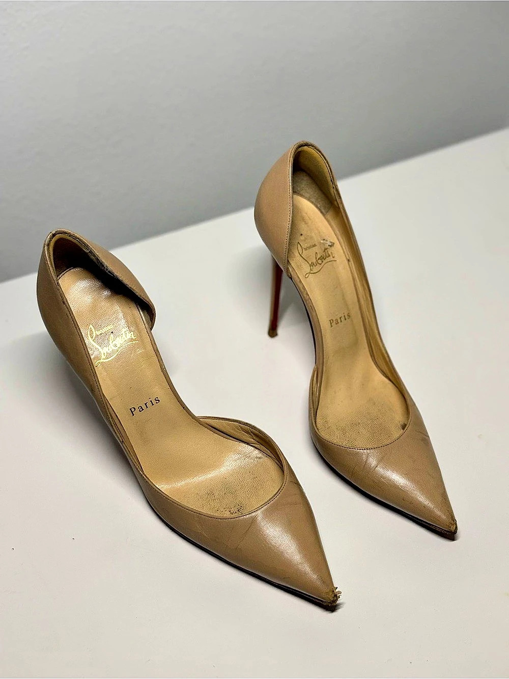 Christian Louboutin Iriza 100 Nude Nappa Leather D'Orsay Pumps